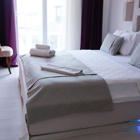 Tek Han Alacati Hotell Exteriör bild