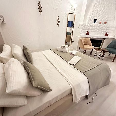 Tek Han Alacati Hotell Exteriör bild