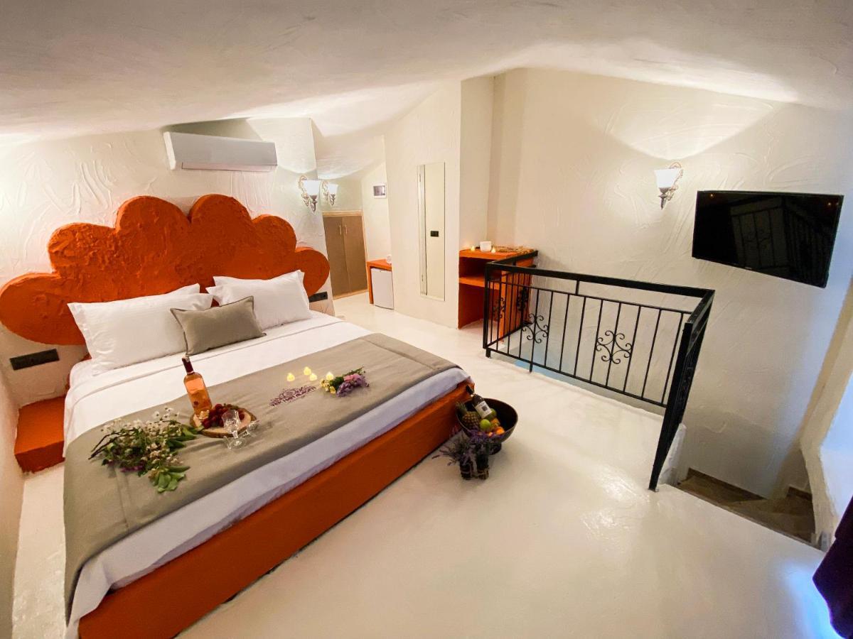 Tek Han Alacati Hotell Exteriör bild