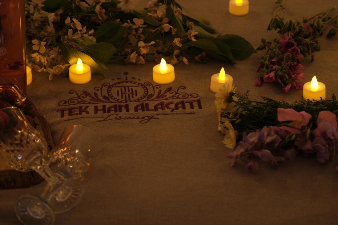 Tek Han Alacati Hotell Exteriör bild