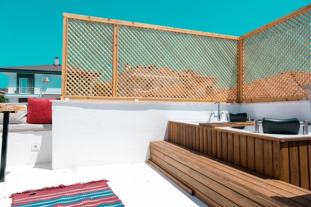 Tek Han Alacati Hotell Exteriör bild