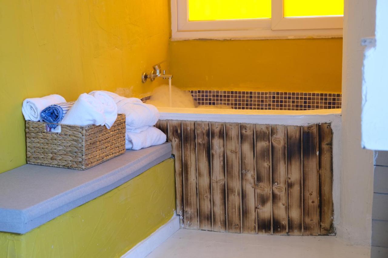 Tek Han Alacati Hotell Exteriör bild