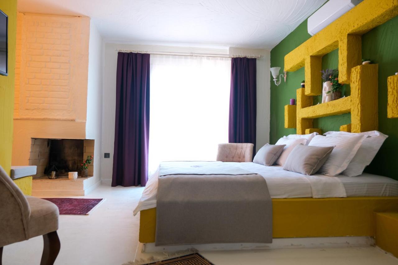 Tek Han Alacati Hotell Exteriör bild