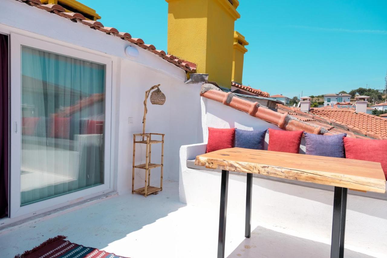 Tek Han Alacati Hotell Exteriör bild