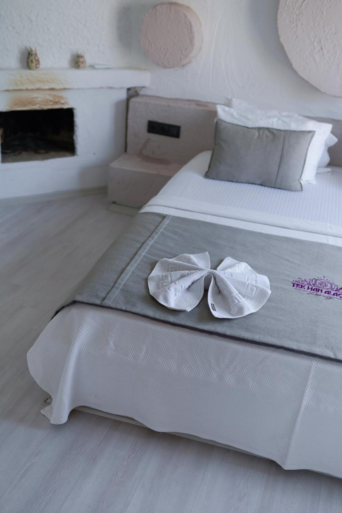 Tek Han Alacati Hotell Exteriör bild