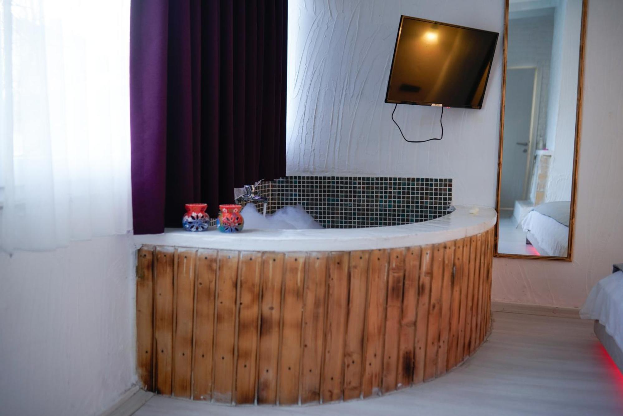 Tek Han Alacati Hotell Exteriör bild